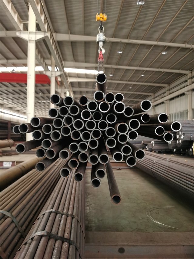 英吉沙ND耐酸钢管